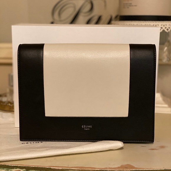 Celine Frame Wallet on Chain - Picture 2 of 6